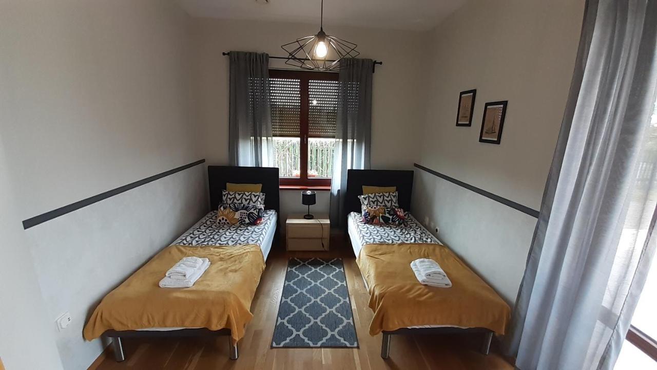Port Jeziorak Bed & Breakfast Ilawa Exterior photo
